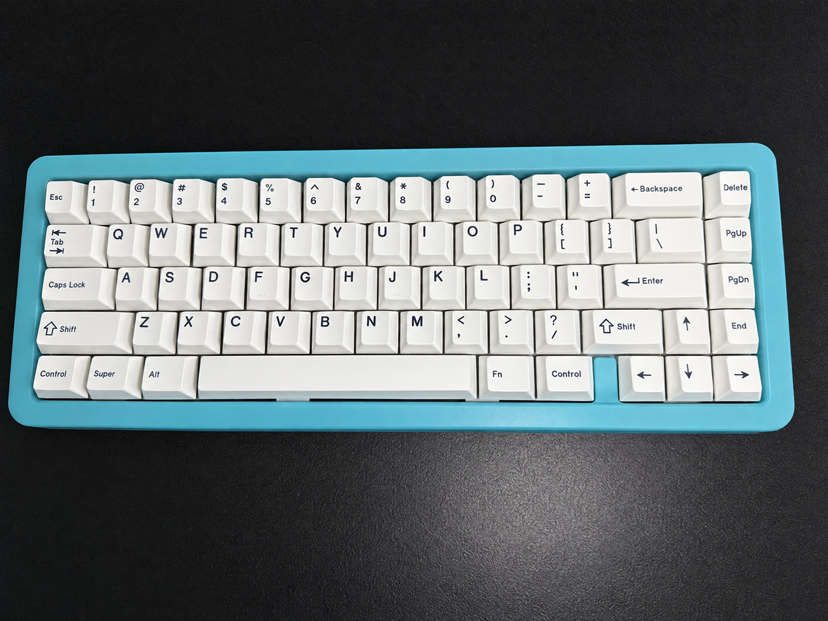aurora-65-lite-mechanical-gaming-keyboard-odin-gaming-pc-blue