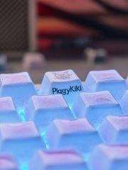 PiggyKiki - Pose